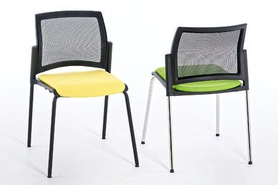 Moderne Besucherstühle mit Netzrücken